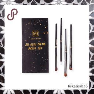 Mollie Jacobs All Eyes on Me Brush Set